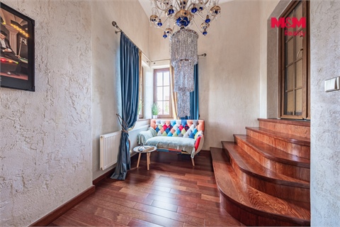 Prodej rodinného domu, 234 m² - 24