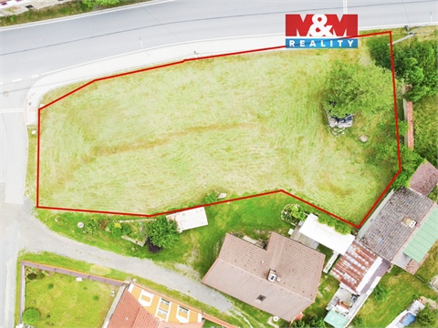 Prodej stavebního pozemku, 1 315 m² 0