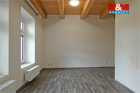 Prodej rodinného domu, 186 m² - 10