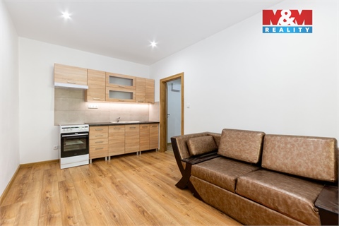 Prodej komerčního objektu, 960 m² - 2