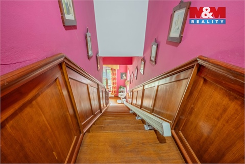 Prodej rodinného domu, 220 m² - 10