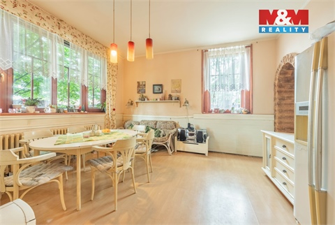Prodej rodinného domu, 220 m² - 12