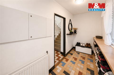 Prodej rodinného domu, 187 m² - 16