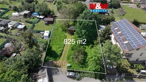 Prodej stavebního pozemku, 825 m² 0