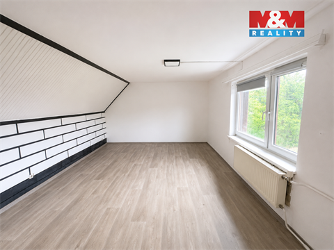 Prodej rodinného domu, 280 m² 16