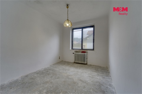 Prodej rodinného domu, 274 m² - 8