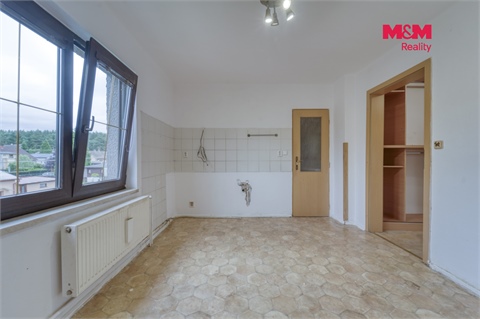 Prodej rodinného domu, 274 m² 6