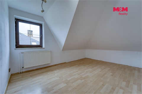 Prodej rodinného domu, 274 m² - 16
