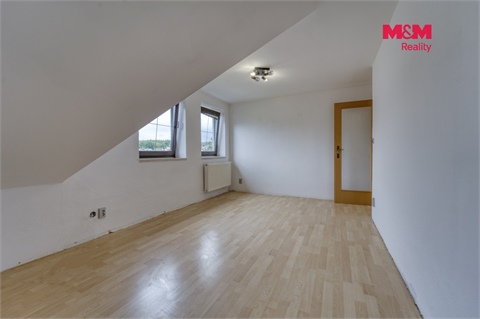 Prodej rodinného domu, 274 m² 16