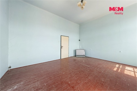 Prodej komerčního objektu, 3 000 m² 8