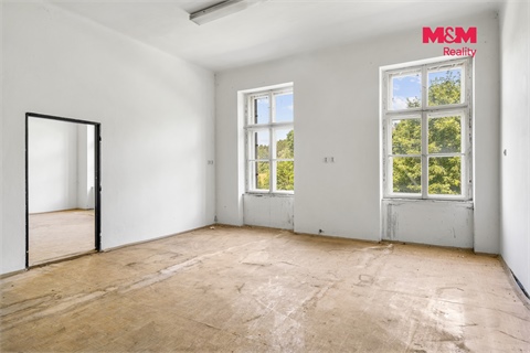 Prodej komerčního objektu, 3 000 m² - 10