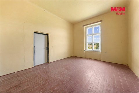 Prodej komerčního objektu, 3 000 m² 2