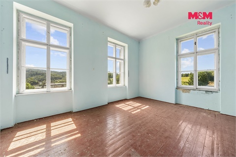 Prodej komerčního objektu, 3 000 m² - 6