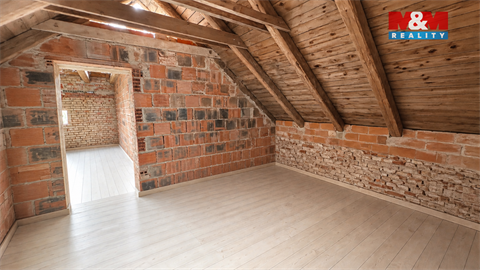 Prodej rodinného domu, 250 m² 4