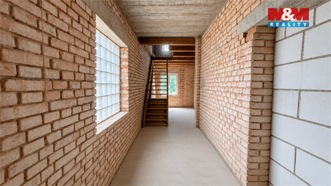 Prodej rodinného domu, 250 m² - 6