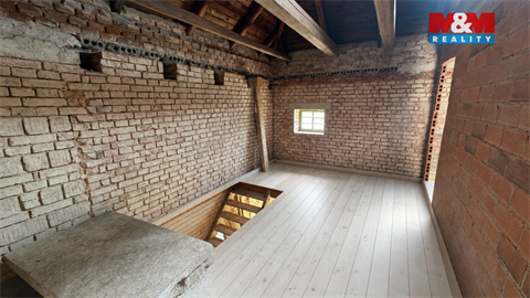 Prodej rodinného domu, 250 m² - 2
