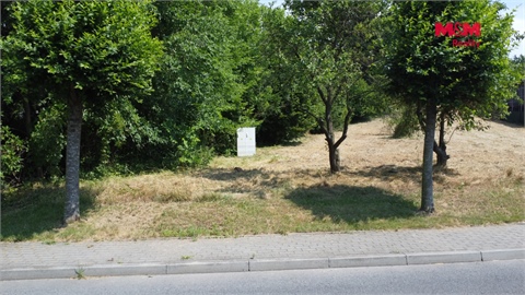 Prodej stavebního pozemku, 1 633 m² 2