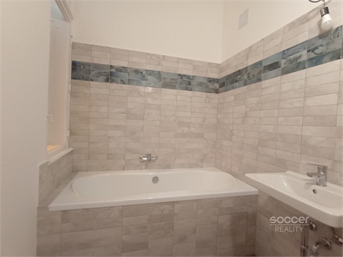 Pronájem bytu 2kk, 65 m² 8