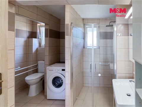 Prodej rodinného domu, 145 m² - 4