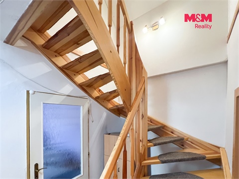 Prodej rodinného domu, 145 m² - 10