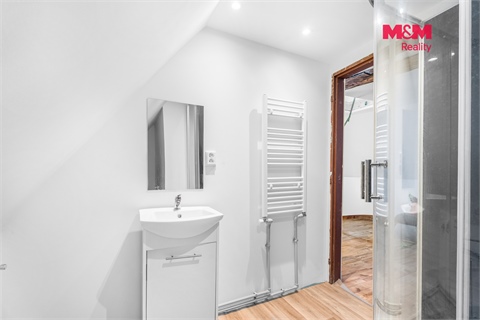 Prodej rodinného domu, 170 m² - 4