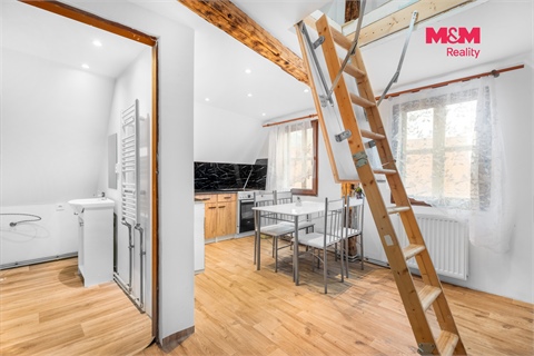 Prodej rodinného domu, 170 m² - 2