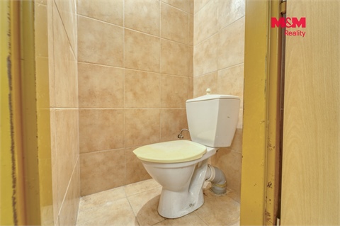 Prodej rodinného domu, 230 m² 10