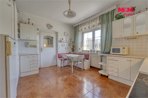 Prodej rodinného domu, 230 m² 24