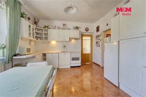 Prodej rodinného domu, 230 m² - 16
