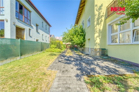 Prodej rodinného domu, 230 m² - 24