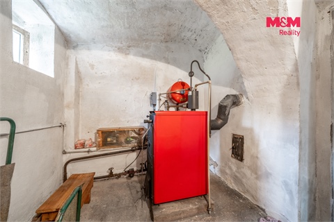 Prodej rodinného domu, 280 m² - 28
