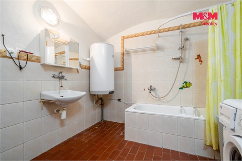 Prodej rodinného domu, 280 m² 20
