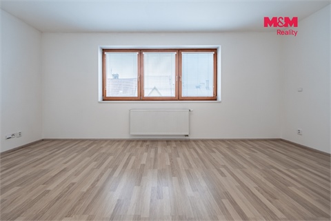 Pronájem bytu 2kk, 77 m² - 2