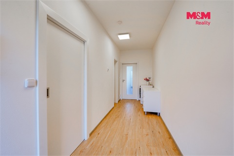 Prodej bytu 2kk, 56 m² 14