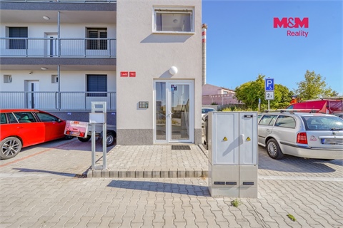 Prodej bytu 2kk, 56 m² 20