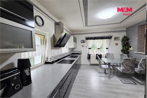Prodej rodinného domu, 120 m² - 2