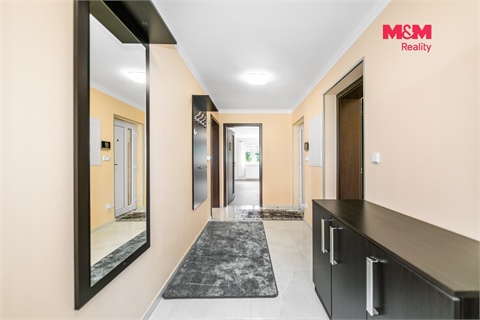 Prodej rodinného domu, 184 m² - 2