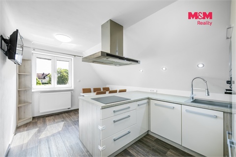 Prodej rodinného domu, 184 m² - 12