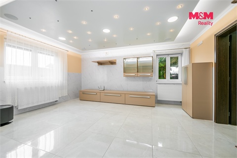 Prodej rodinného domu, 184 m² - 0