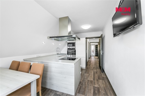 Prodej rodinného domu, 184 m² - 4