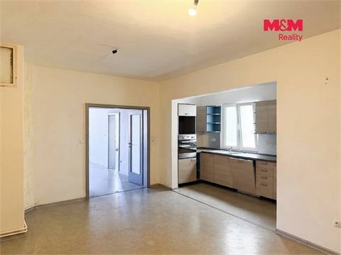 Pronájem bytu 3+1, 98 m² 2