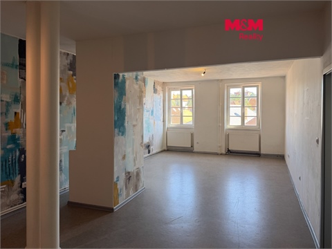 Pronájem bytu 3+1, 98 m² 0