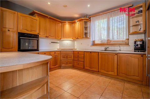 Prodej rodinného domu, 248 m² - 0