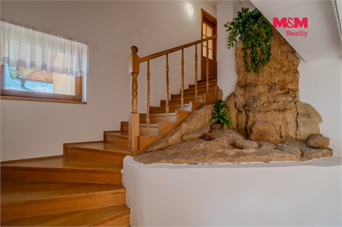 Prodej rodinného domu, 248 m² - 6