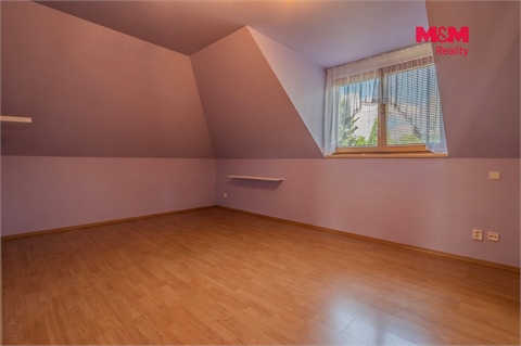 Prodej rodinného domu, 248 m² - 14