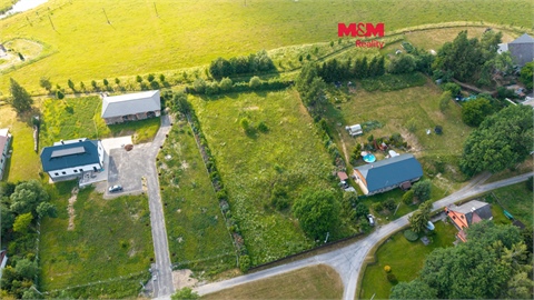 Prodej stavebního pozemku, 3 937 m² 0