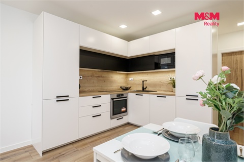 Prodej bytu 4kk, 80 m² 2