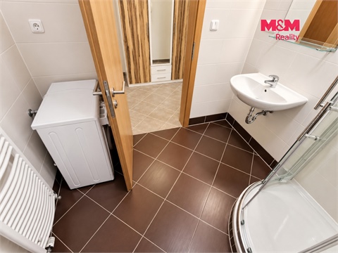 Prodej bytu 1kk, 40 m² 20