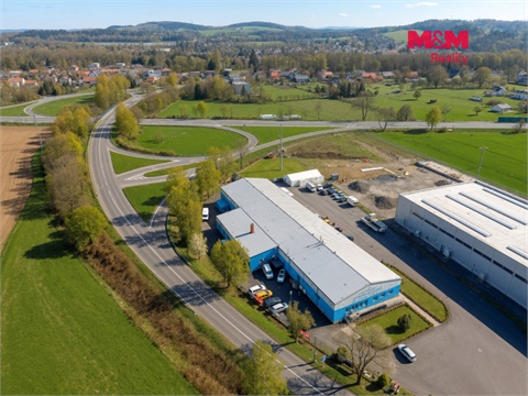 Pronájem skladu / haly, 1 300 m² - 0