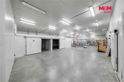 Pronájem skladu / haly, 1 300 m² 4